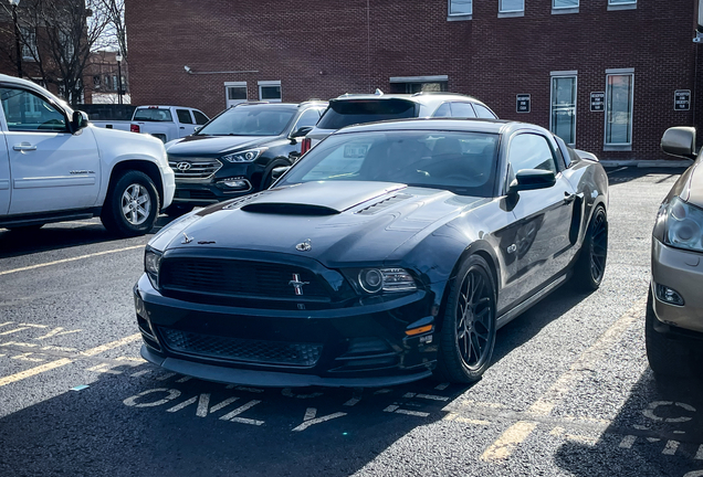 Ford Mustang GT 2013