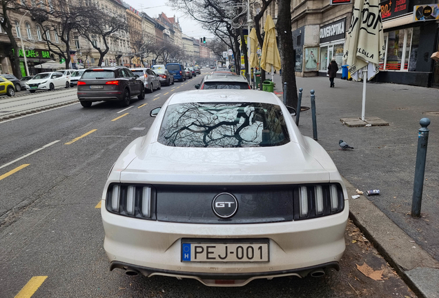 Ford Mustang GT 2015