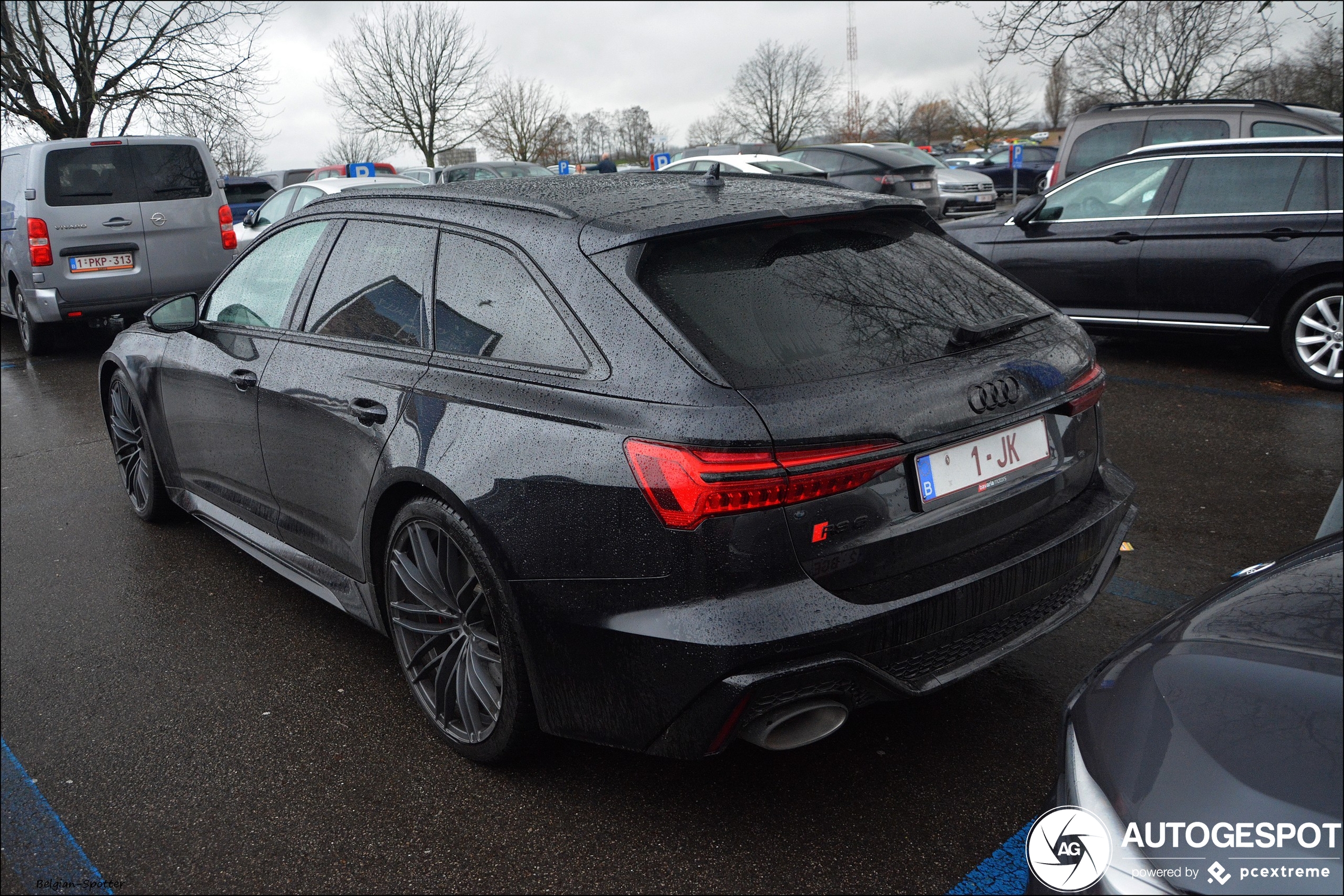 Audi RS6 Avant C8