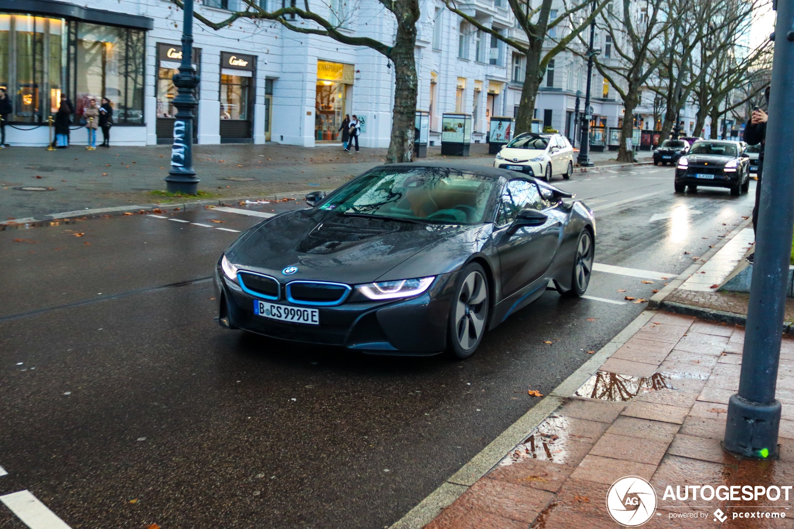 BMW i8 Roadster