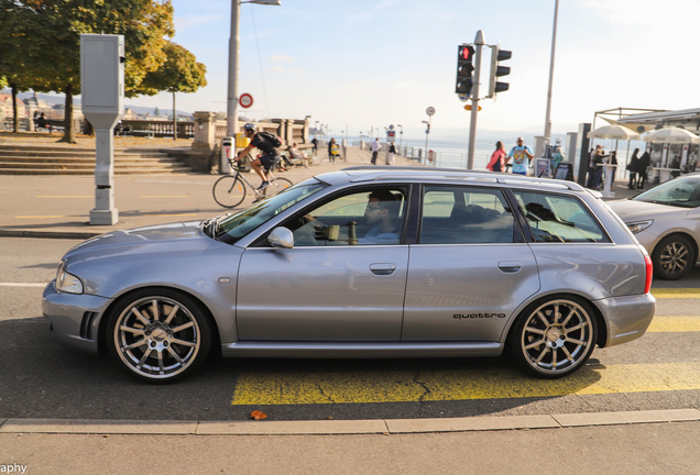 Audi RS4 Avant B5