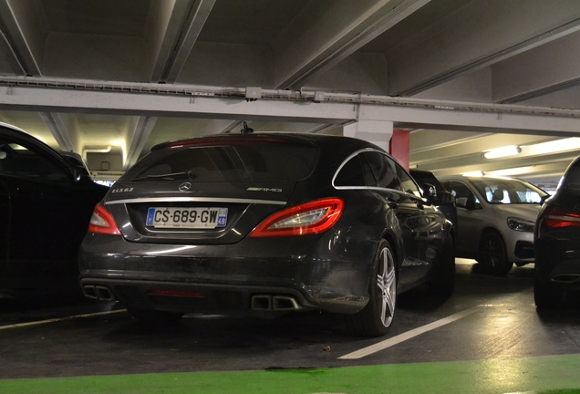 Mercedes-Benz CLS 63 AMG X218 Shooting Brake