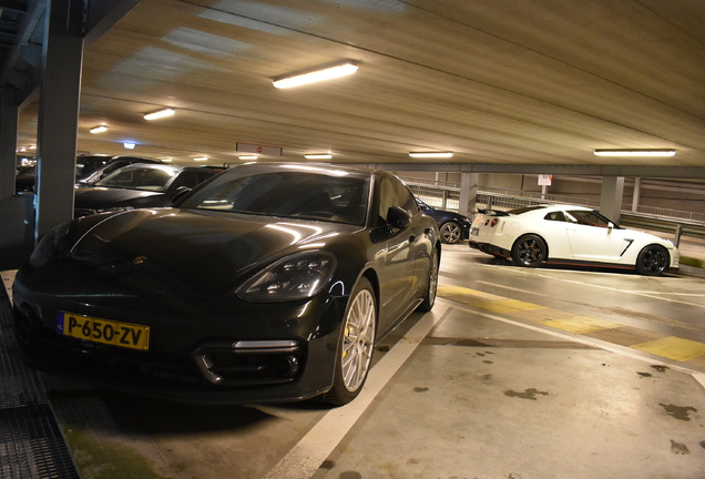 Porsche 971 Panamera Turbo S E-Hybrid Sport Turismo MkII