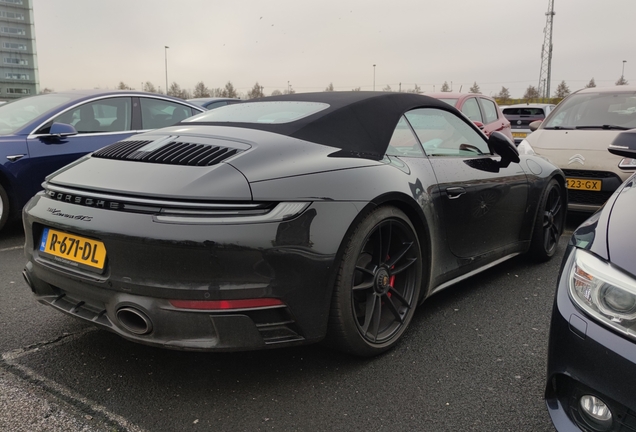 Porsche 992 Carrera GTS Cabriolet