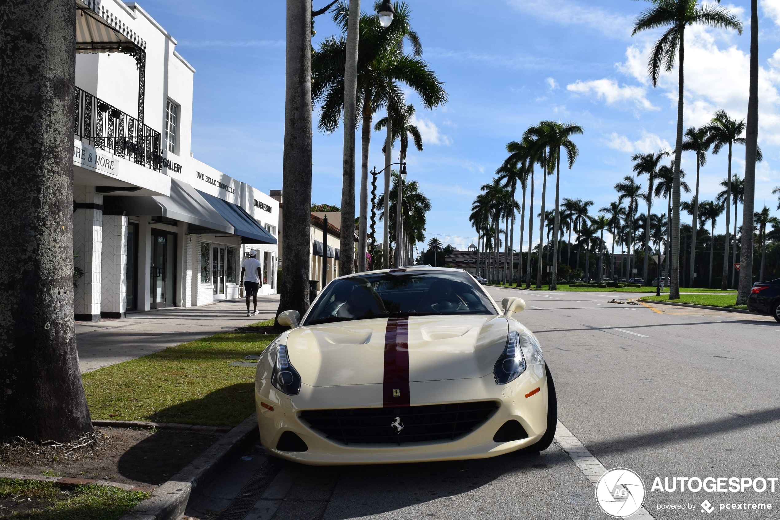 Ferrari California T