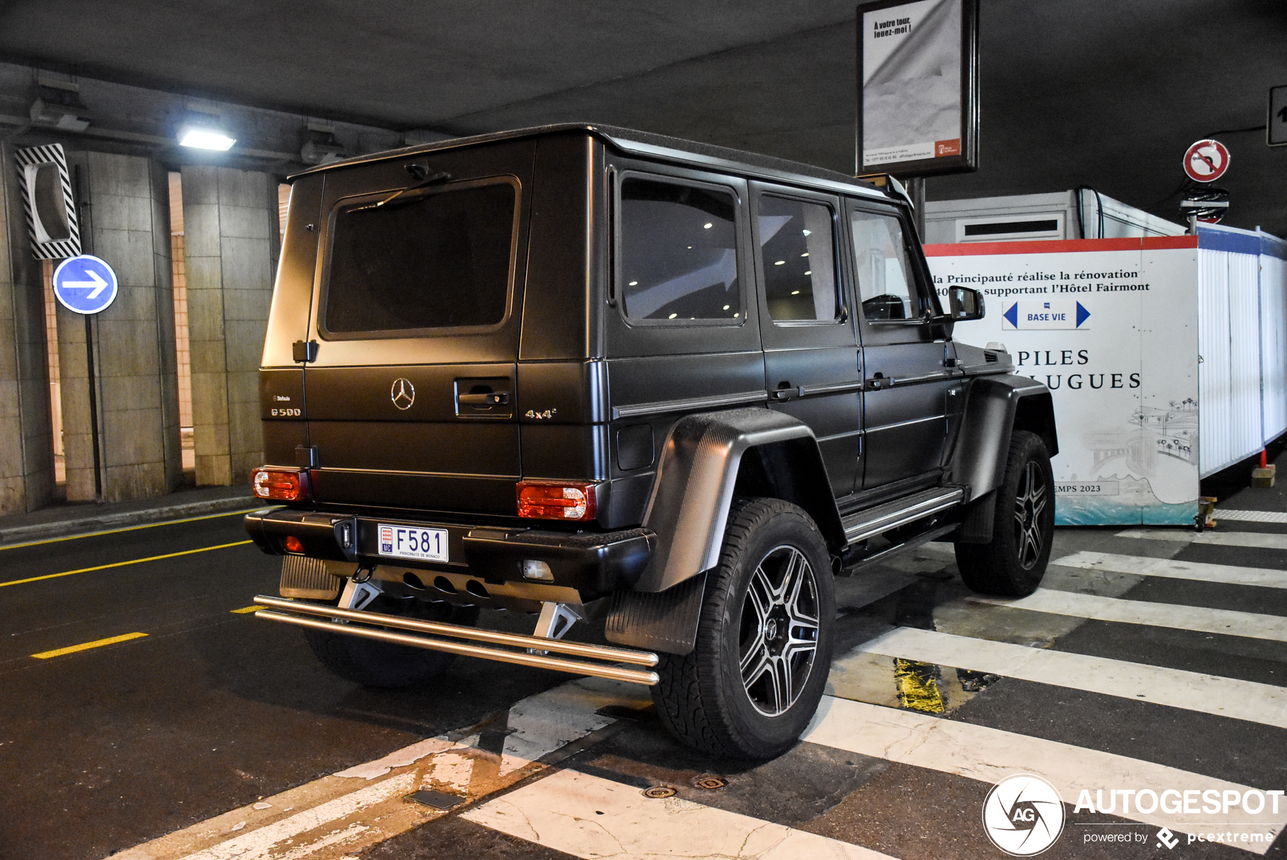 Mercedes-Benz G 500 4X4²