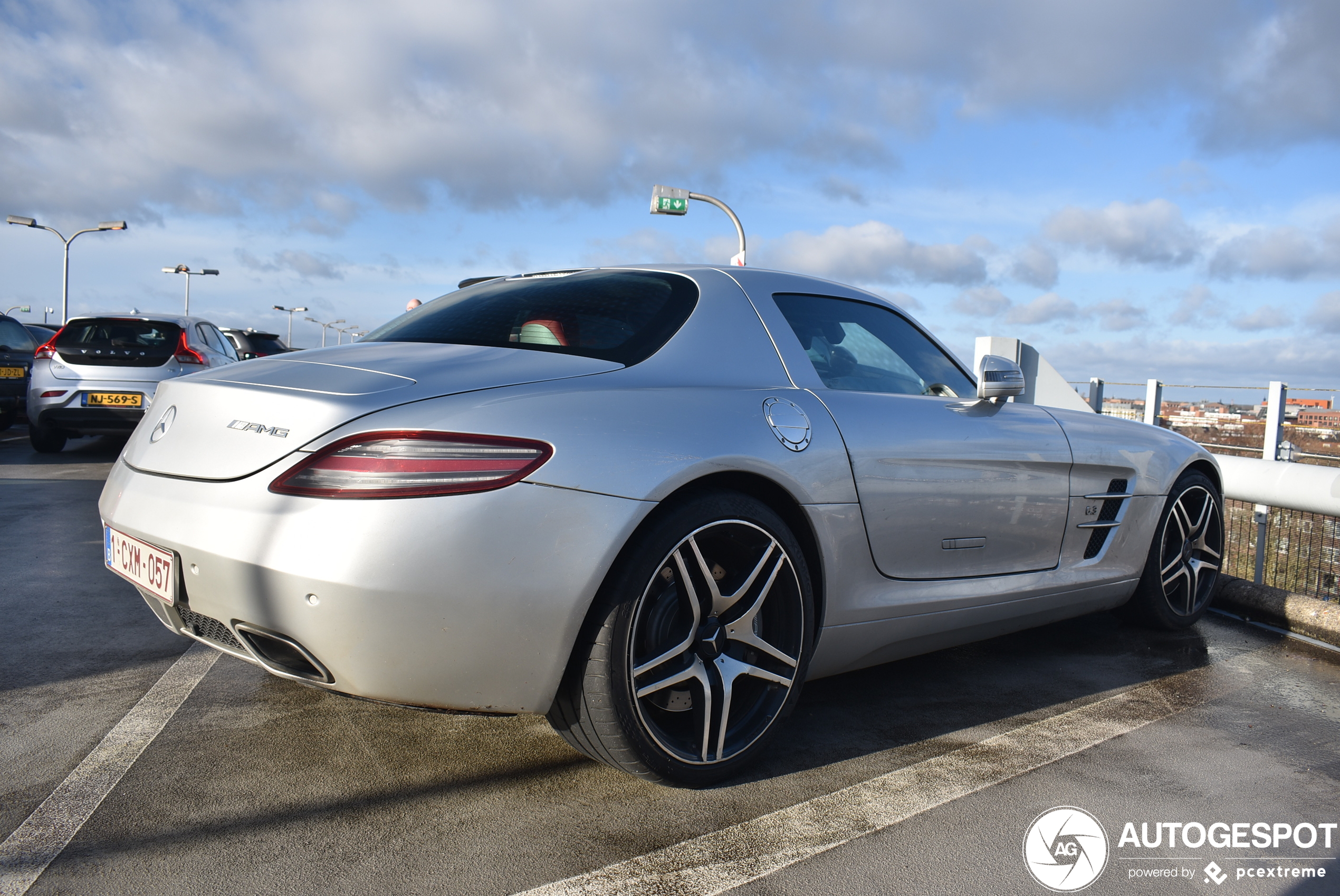 Mercedes-Benz SLS AMG