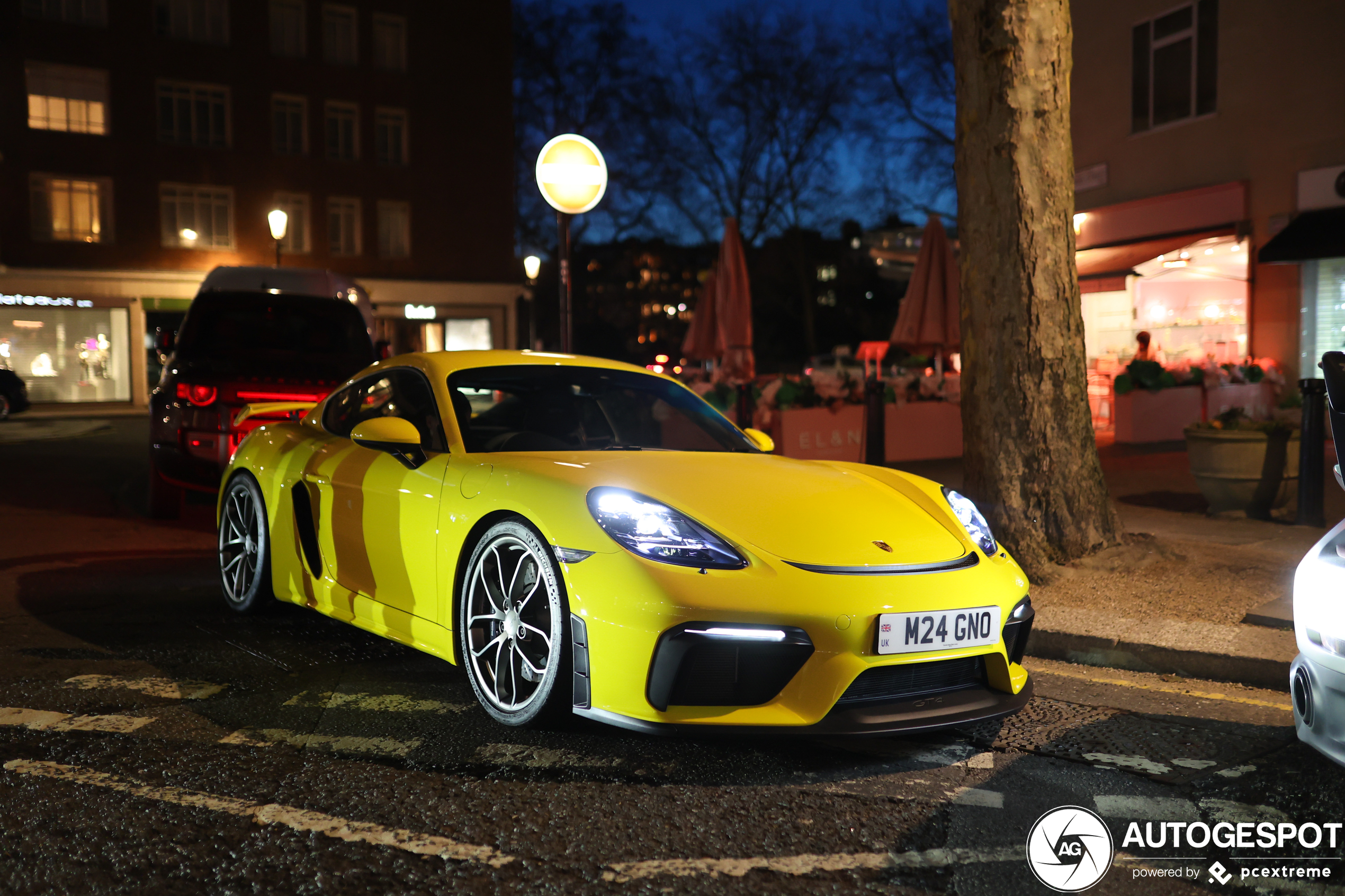 Porsche 718 Cayman GT4