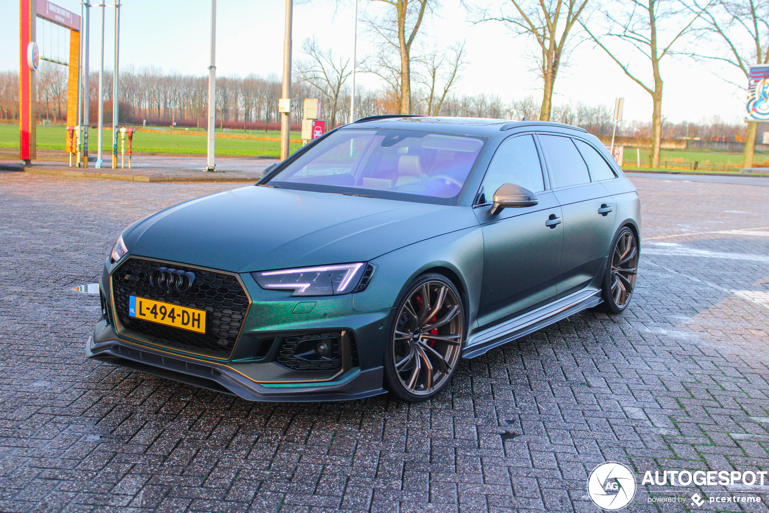 Audi RS4 Avant B9