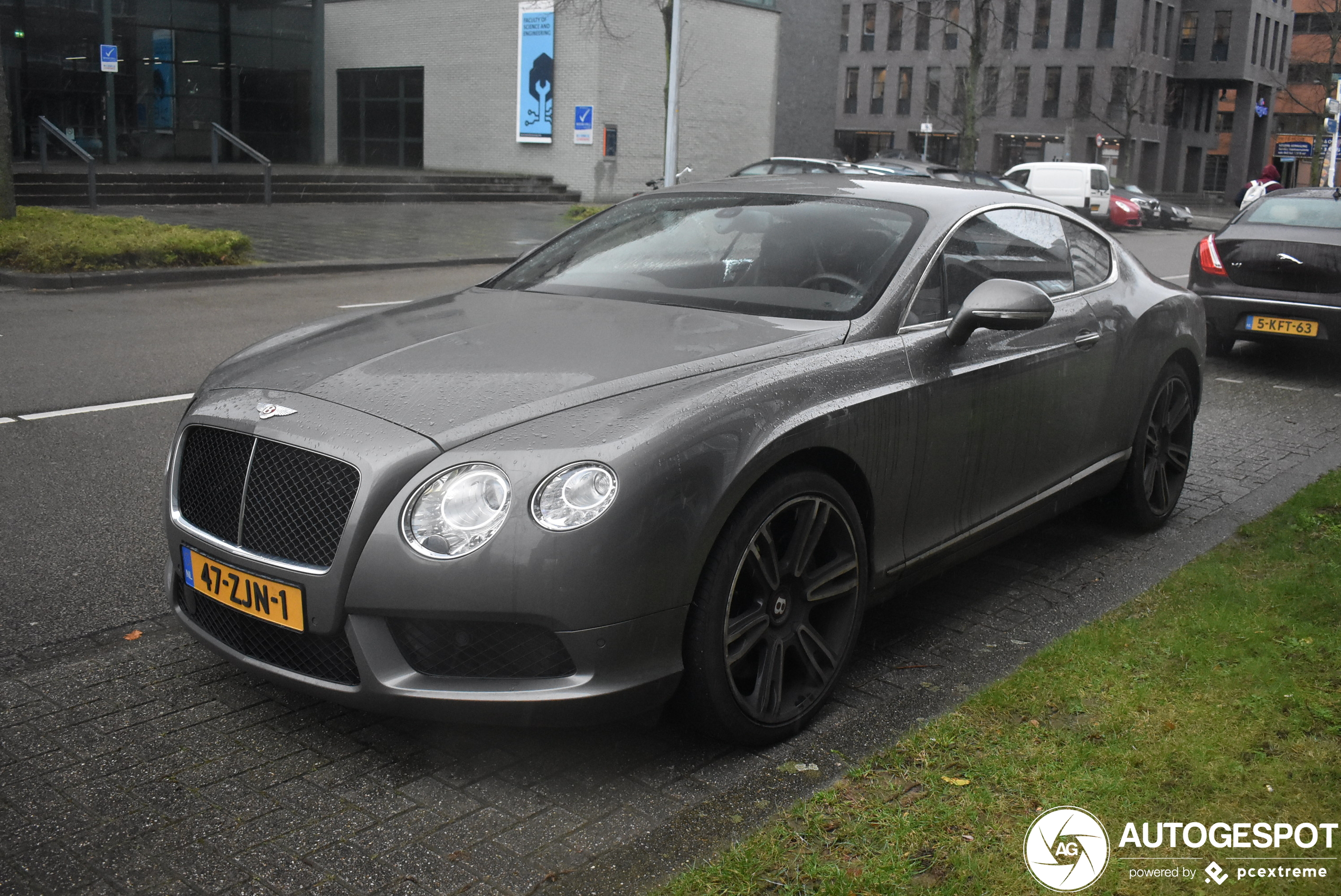 Bentley Continental GT V8