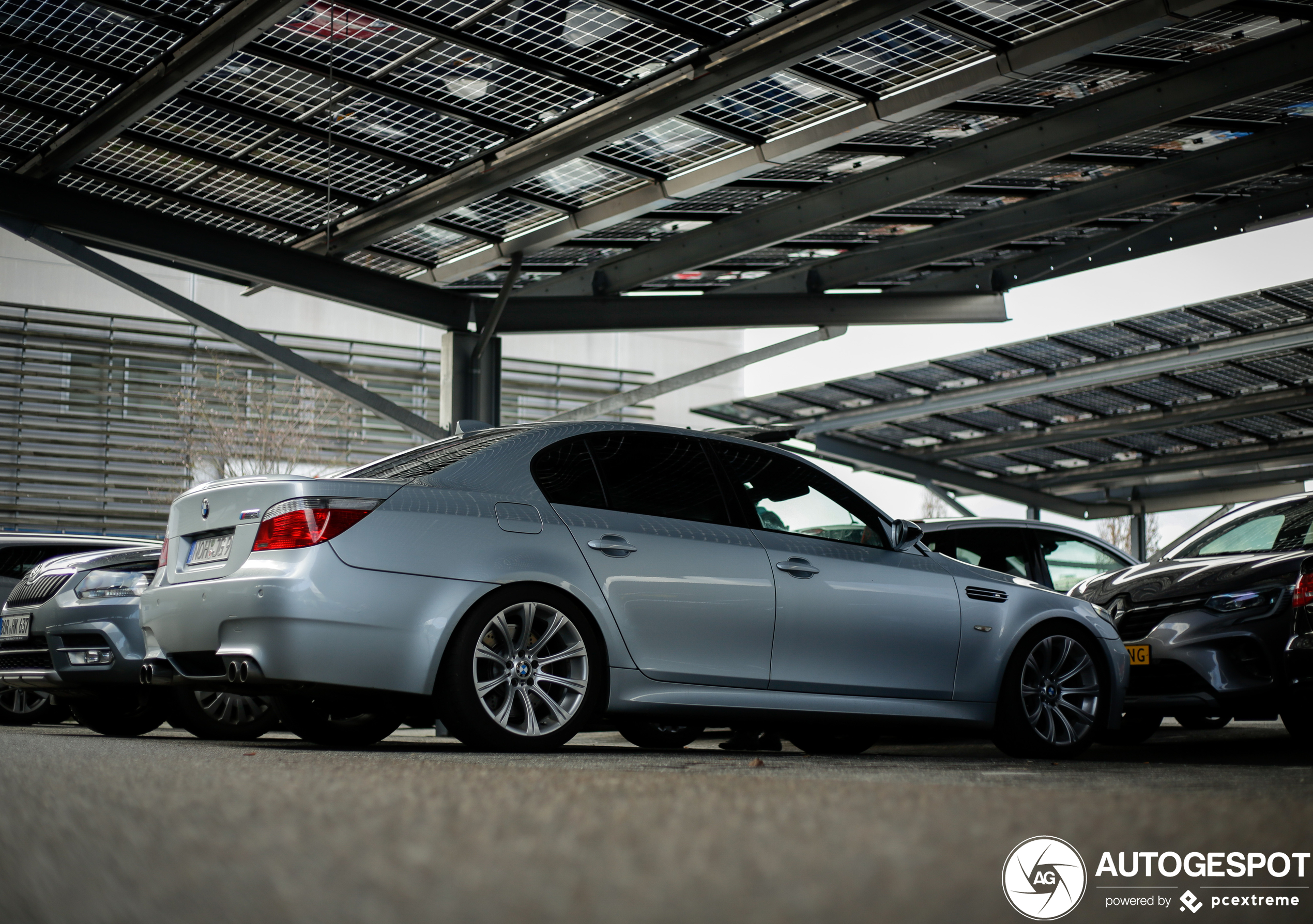 BMW M5 E60 2005