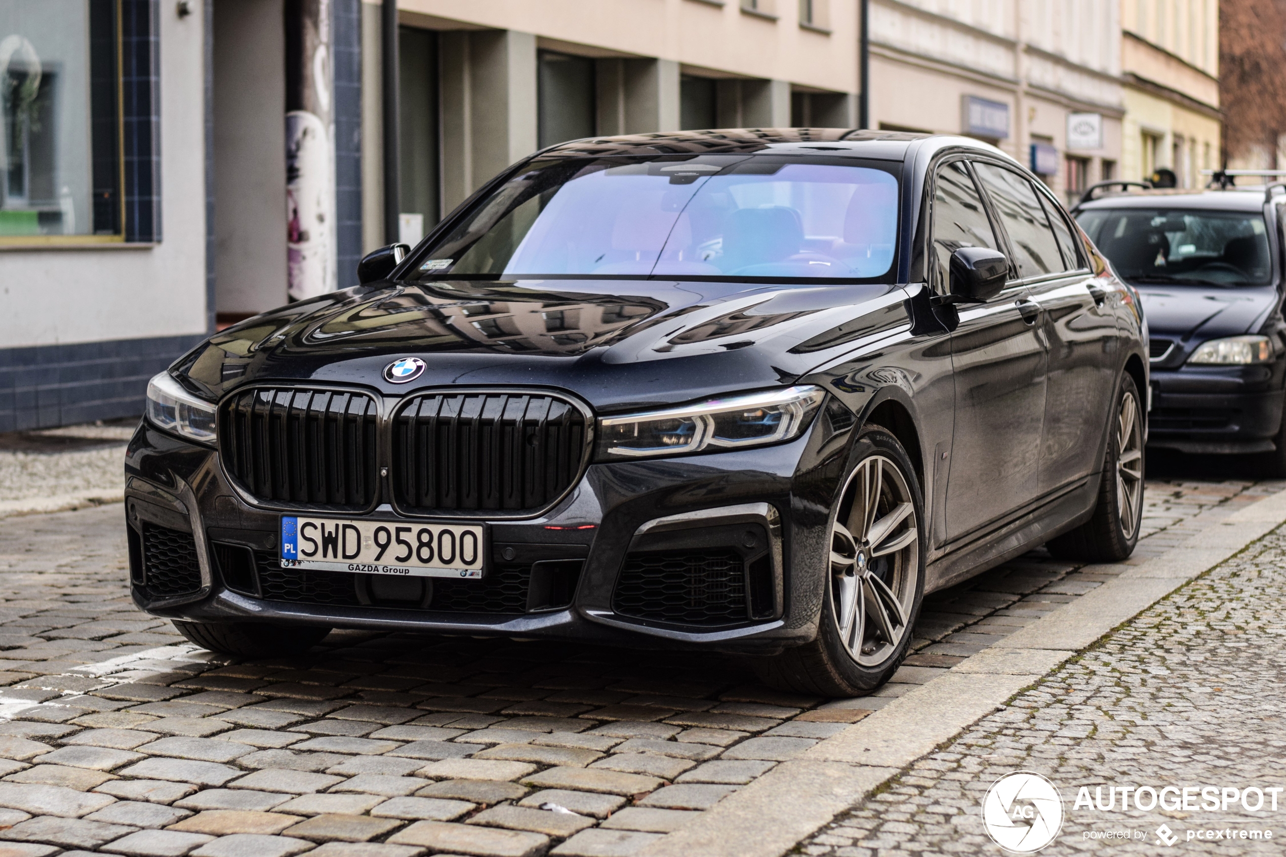 BMW M760Li xDrive 2019