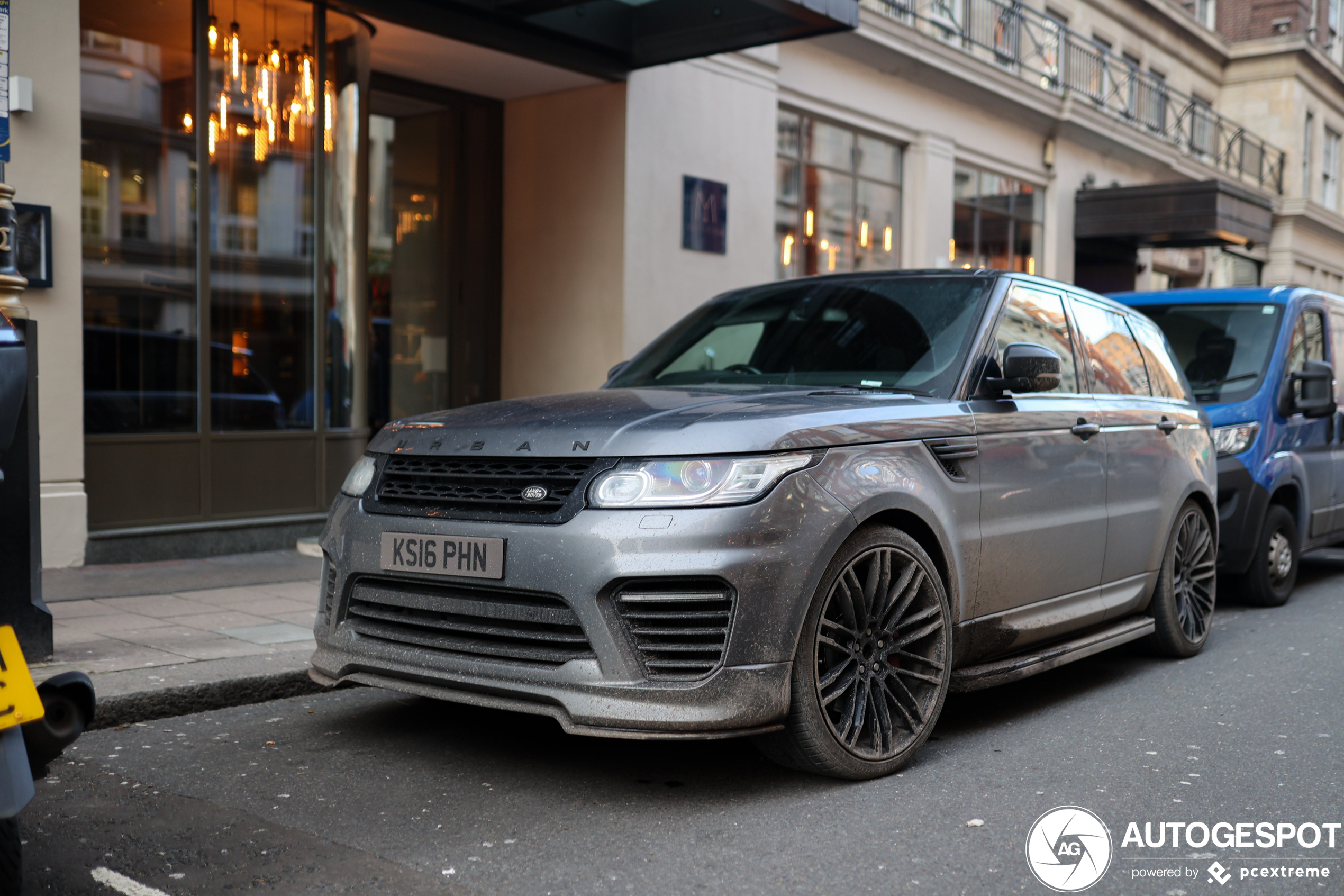 Land Rover Urban Range Rover Sport SVR