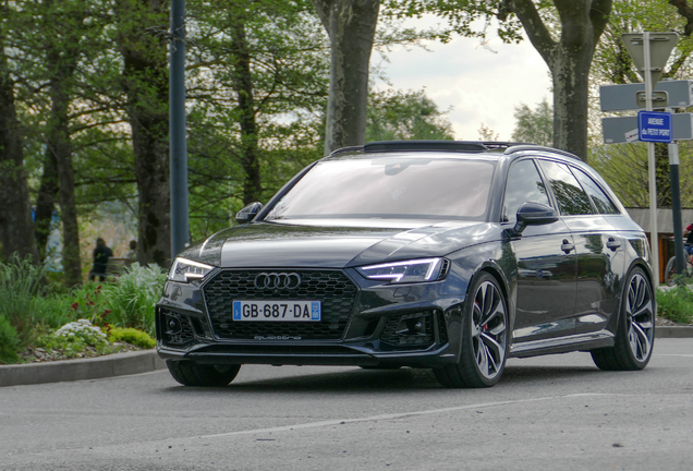 Audi RS4 Avant B9