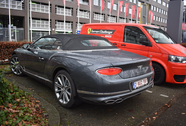 Bentley Continental GTC V8 2020