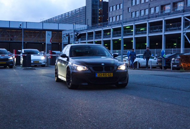 BMW M5 E60 2005