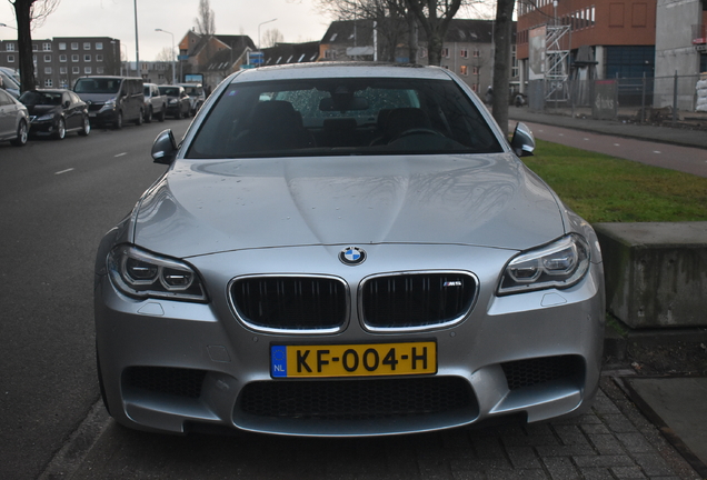 BMW M5 F10 2014 Performance Edition