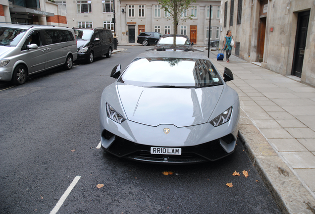 Lamborghini Huracán LP640-4 Performante