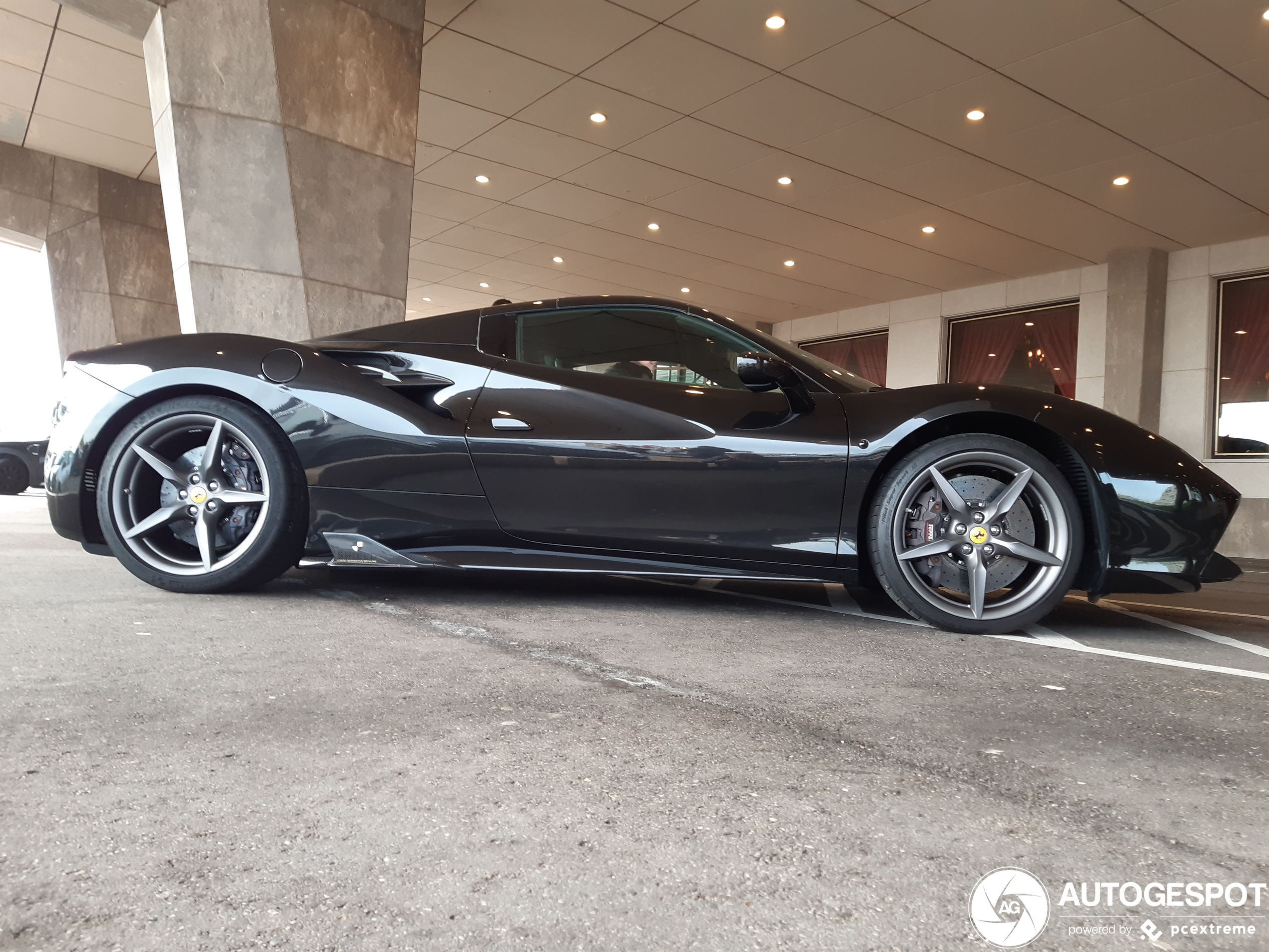 Ferrari 488 Spider