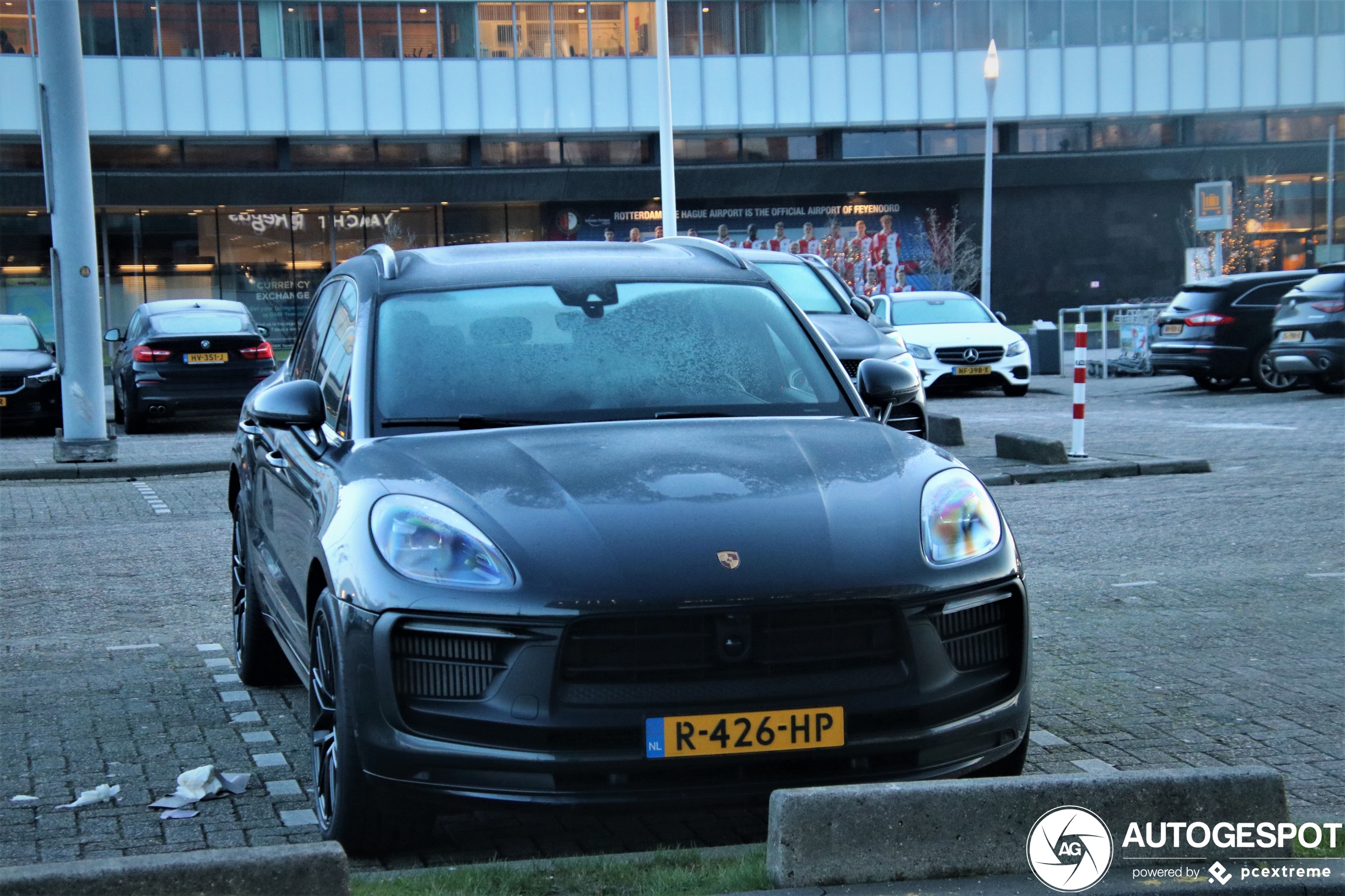 Porsche 95B Macan GTS MkIII