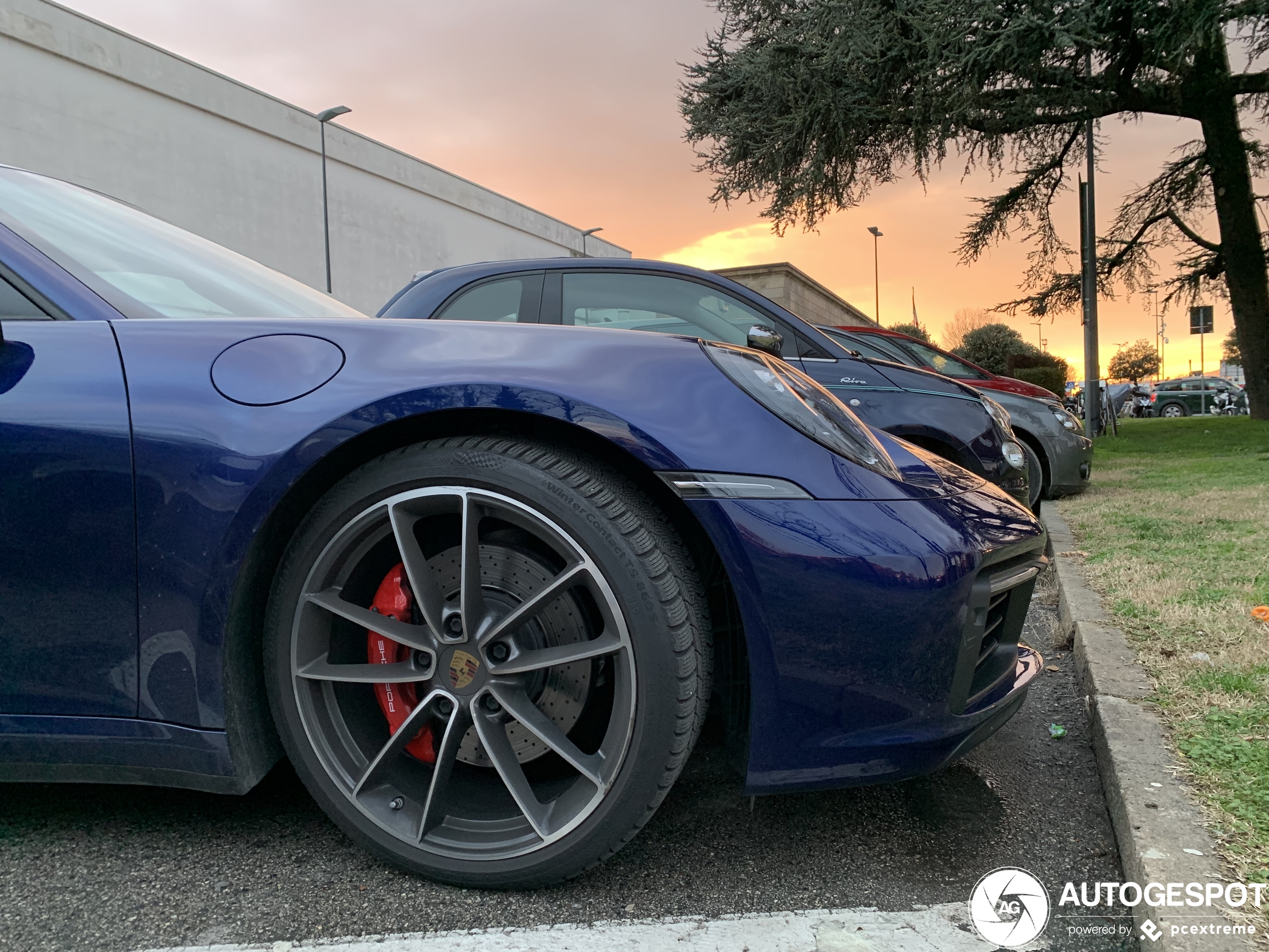 Porsche 992 Carrera 4S Cabriolet