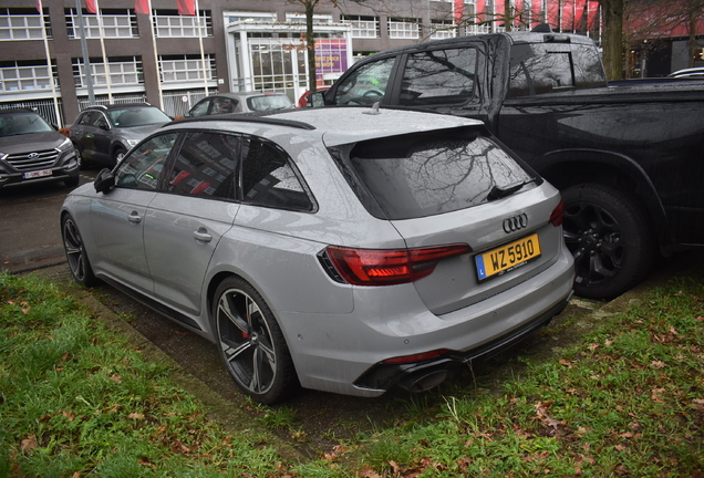 Audi RS4 Avant B9