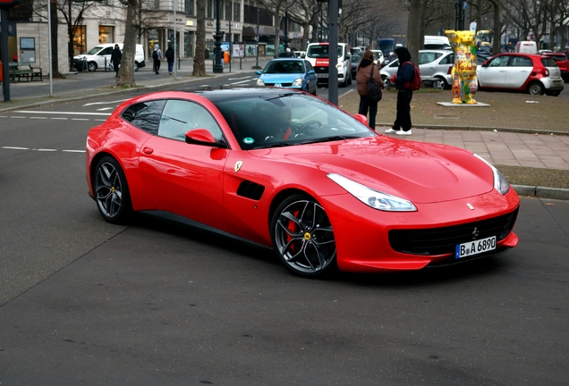 Ferrari GTC4Lusso