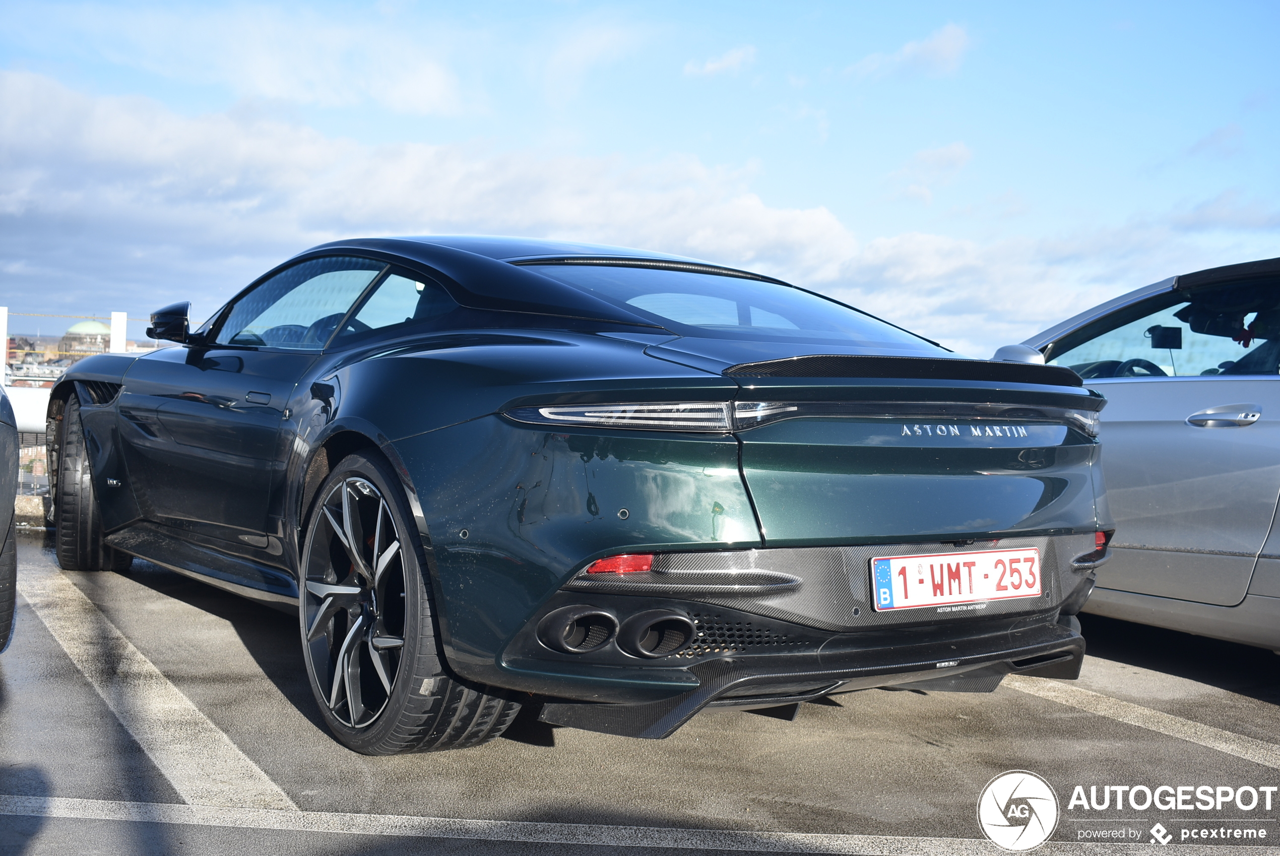 Aston Martin DBS Superleggera