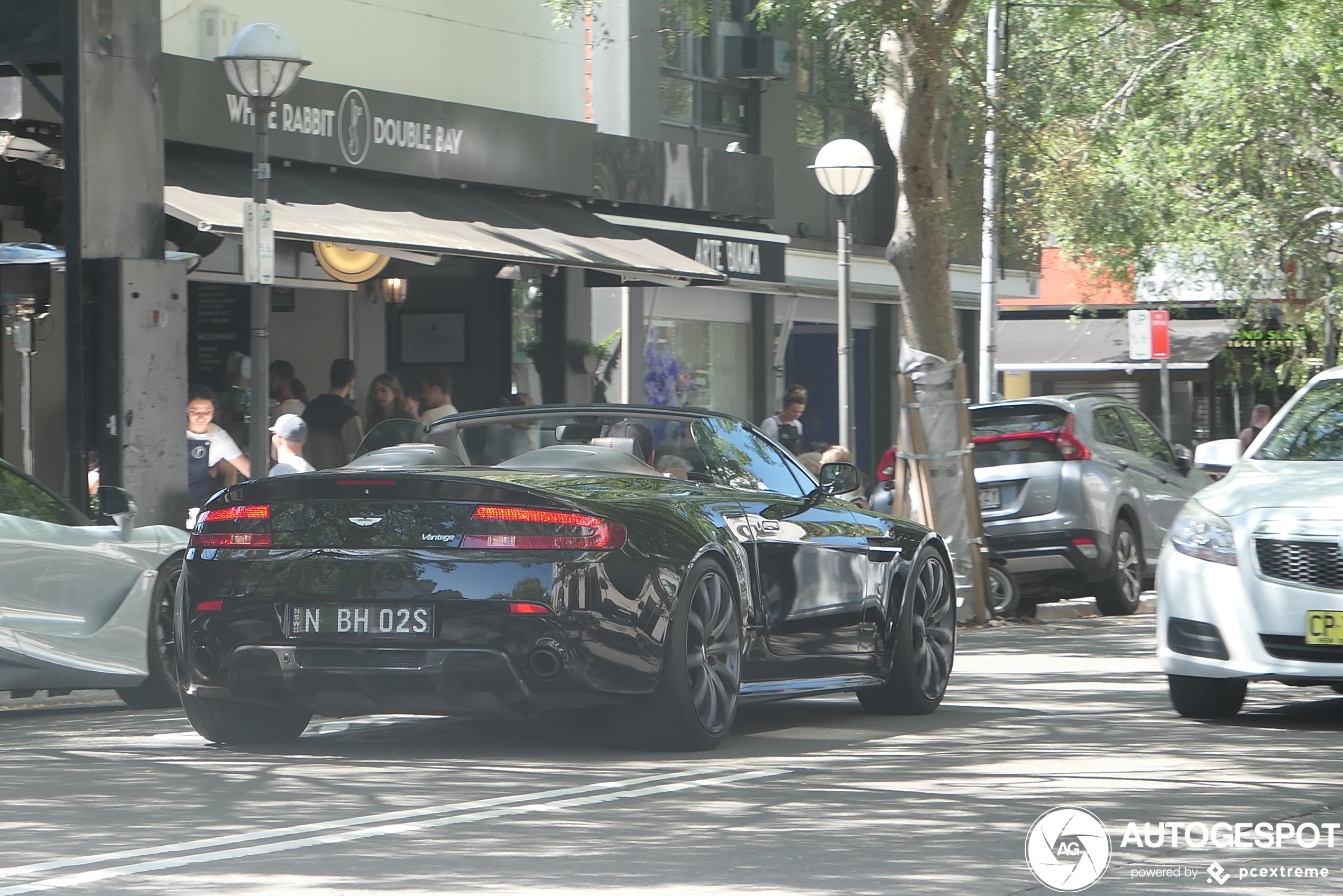 Aston Martin V8 Vantage Roadster