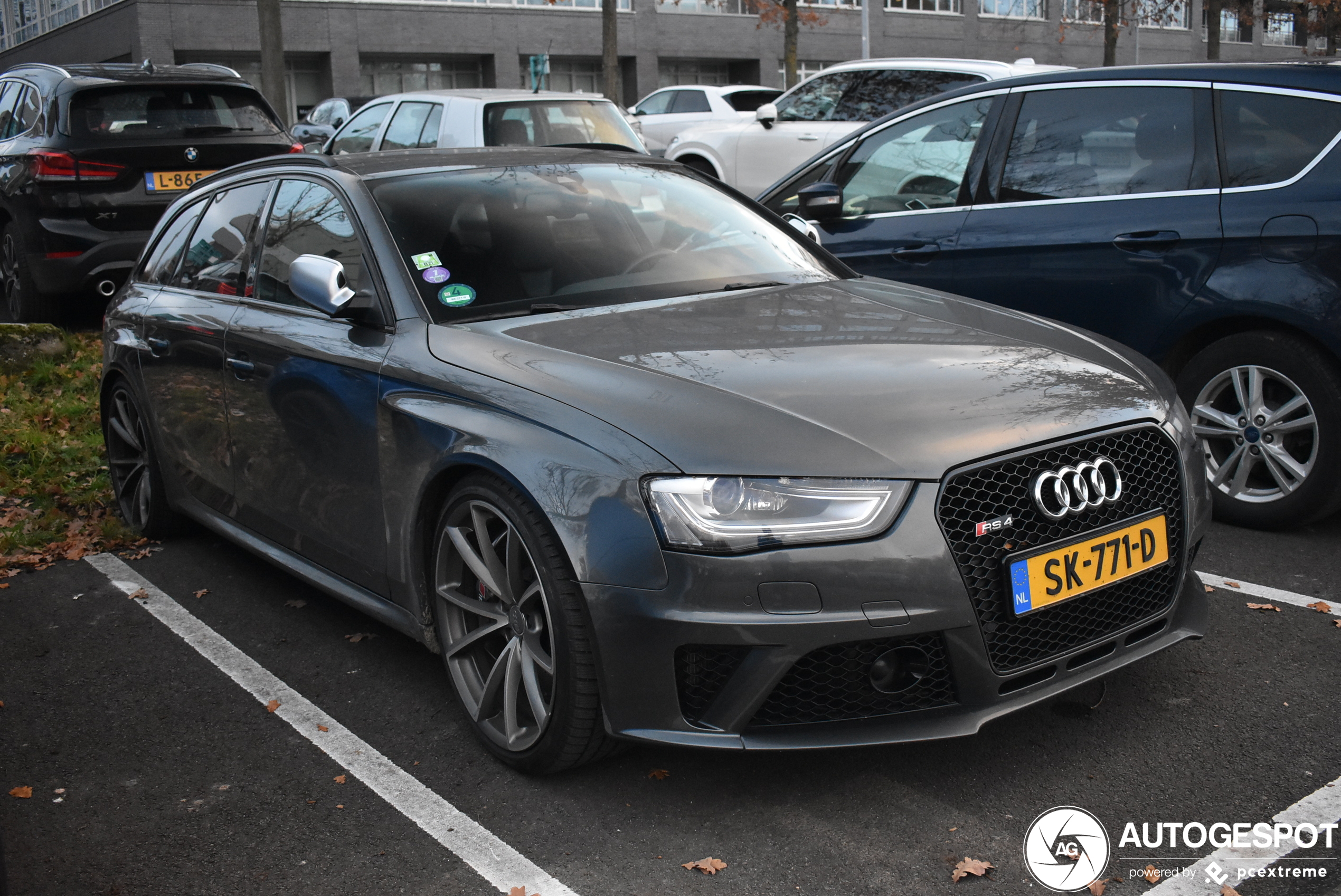 Audi RS4 Avant B8