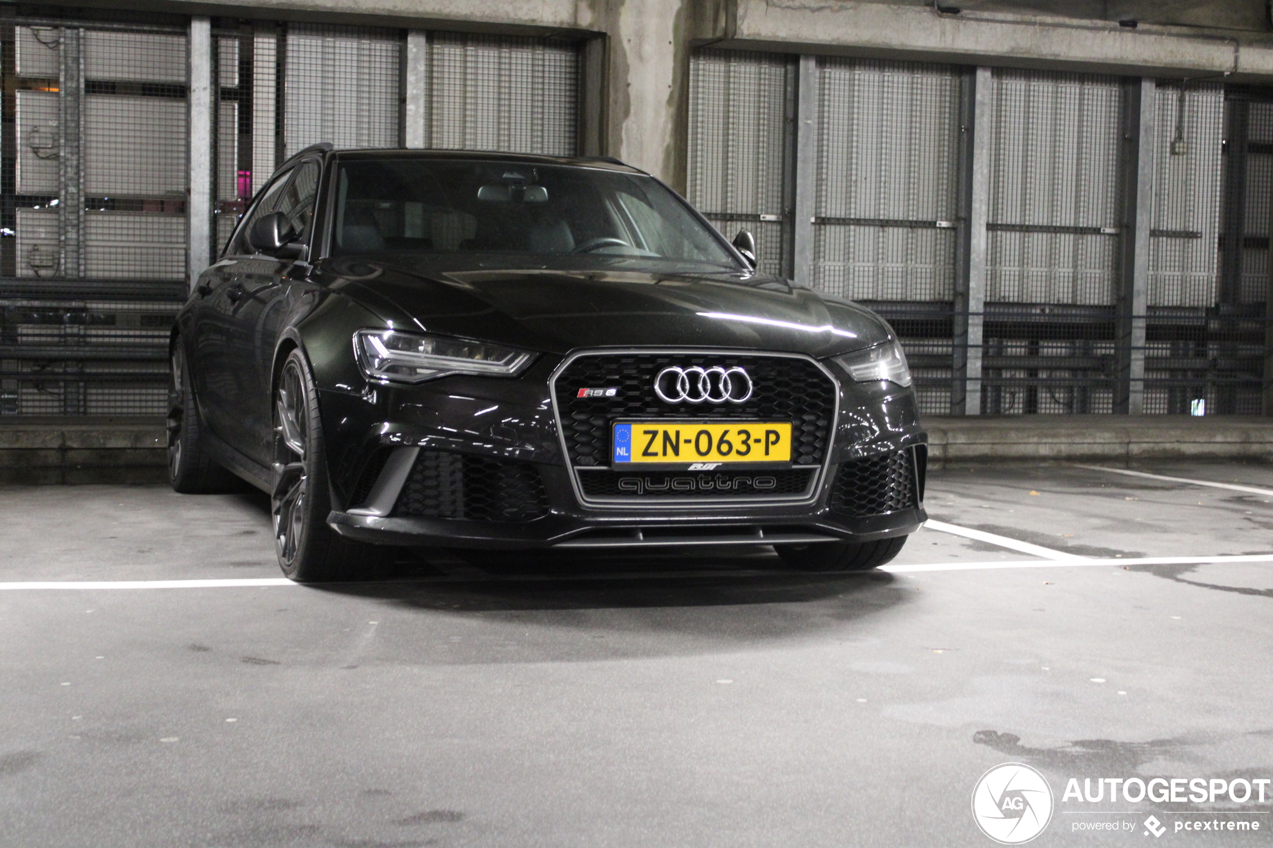 Audi RS6 Avant C7 2015