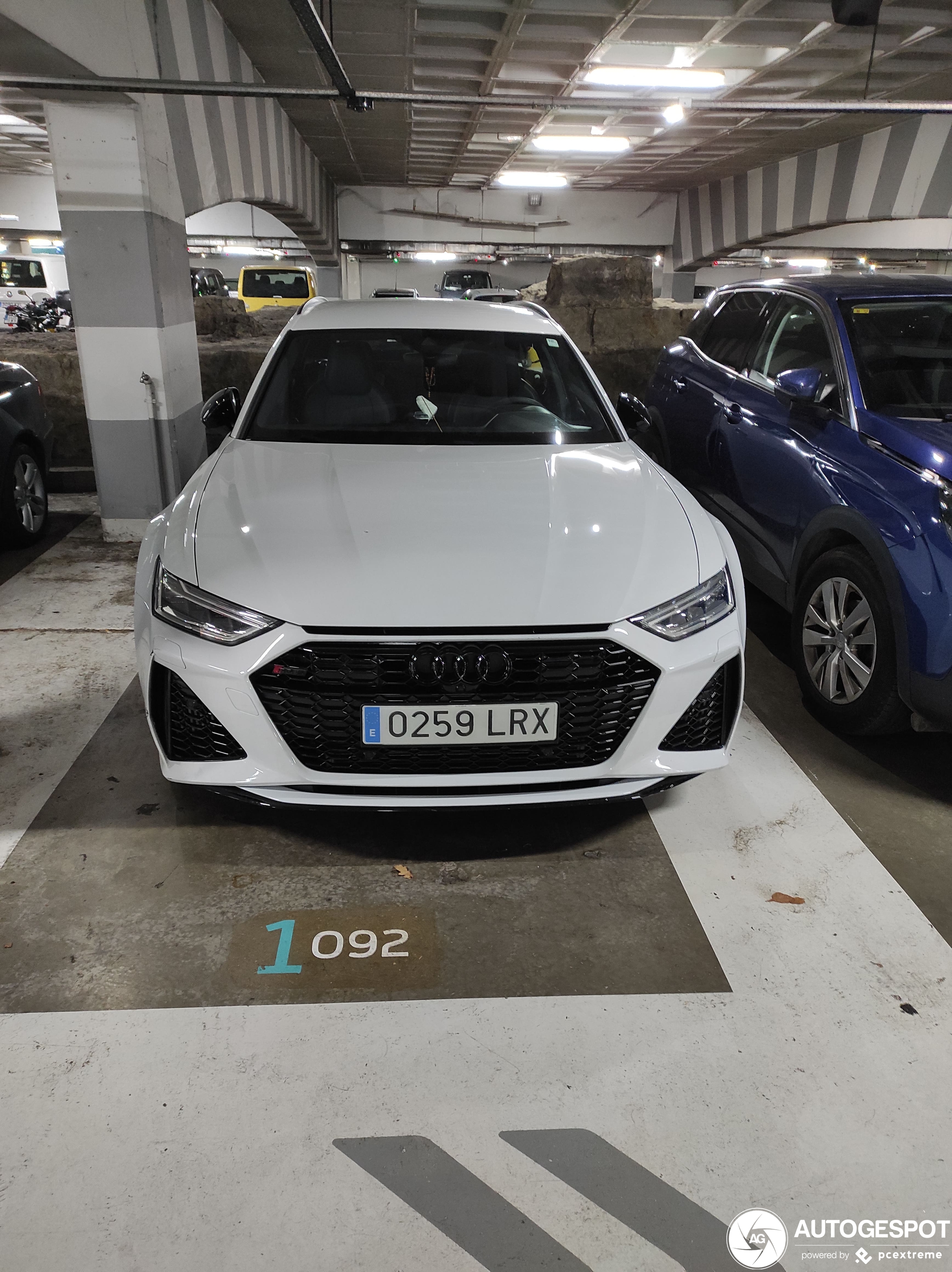 Audi RS6 Avant C8