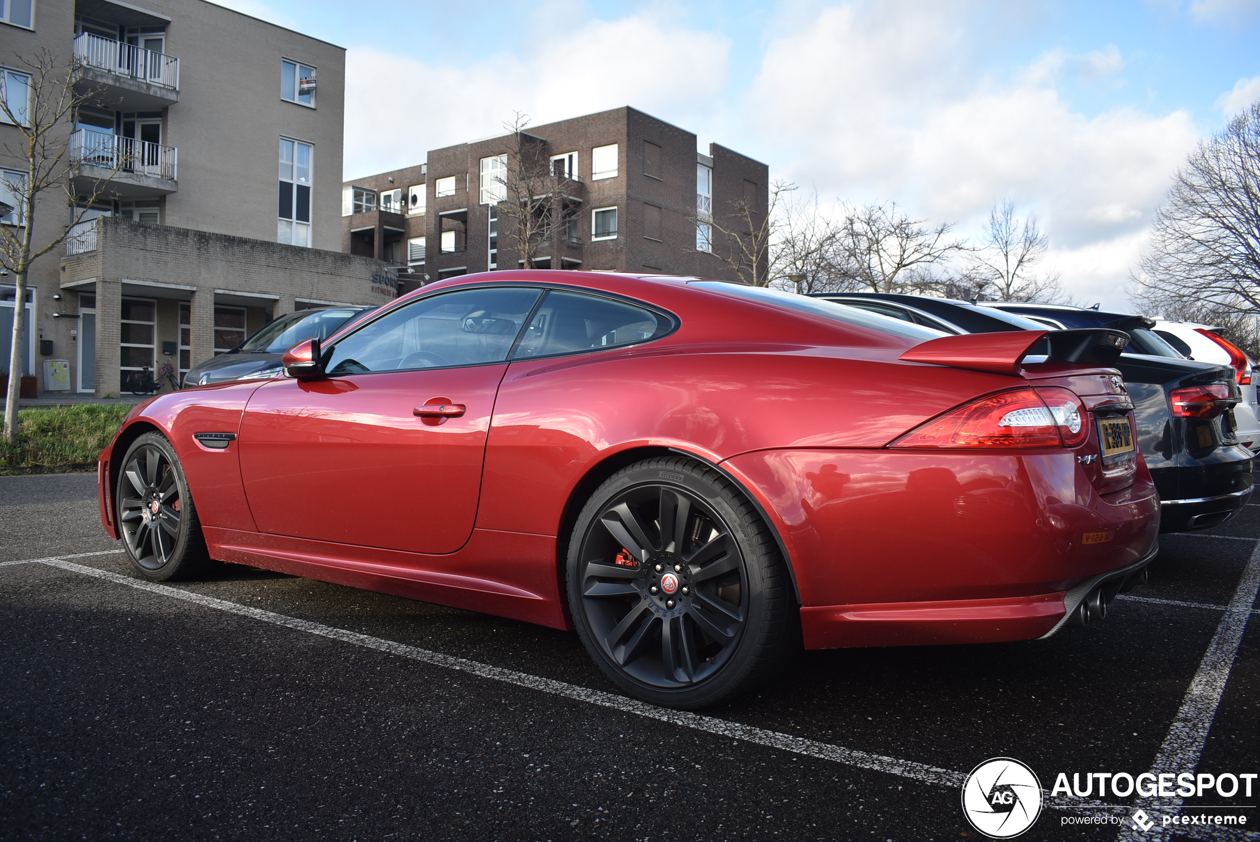 Jaguar XKR-S 2012