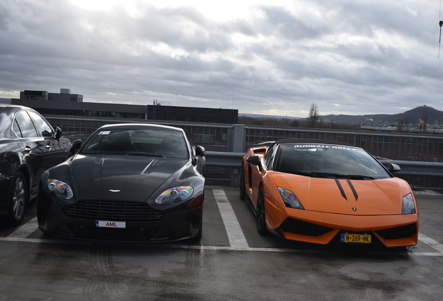 Aston Martin V8 Vantage S