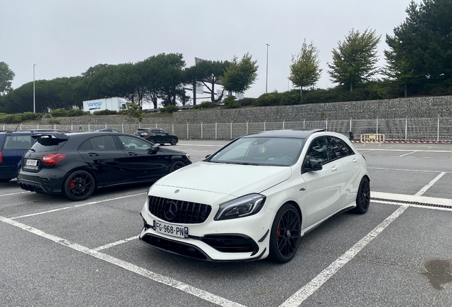 Mercedes-AMG A 45 W176 2015