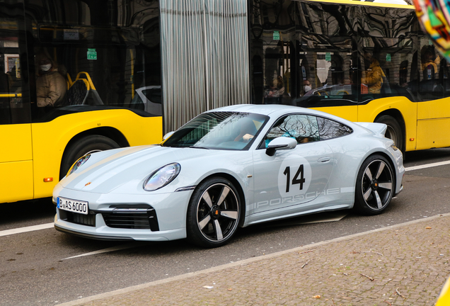 Porsche 992 Sport Classic