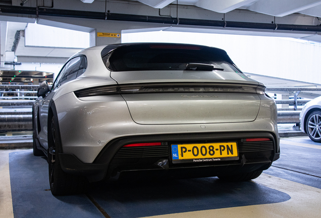 Porsche Taycan Turbo Cross Turismo