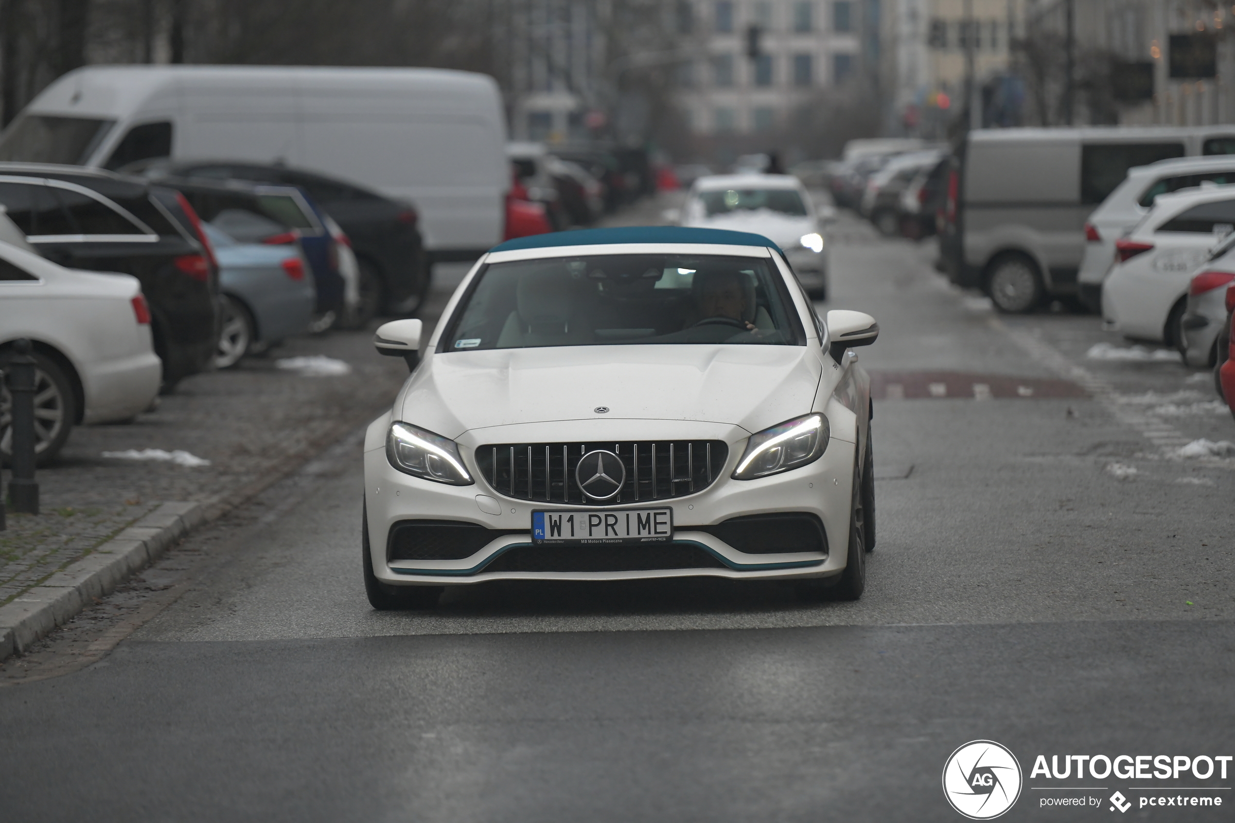 Mercedes-AMG C 63 S Convertible A205 Ocean Blue Edition