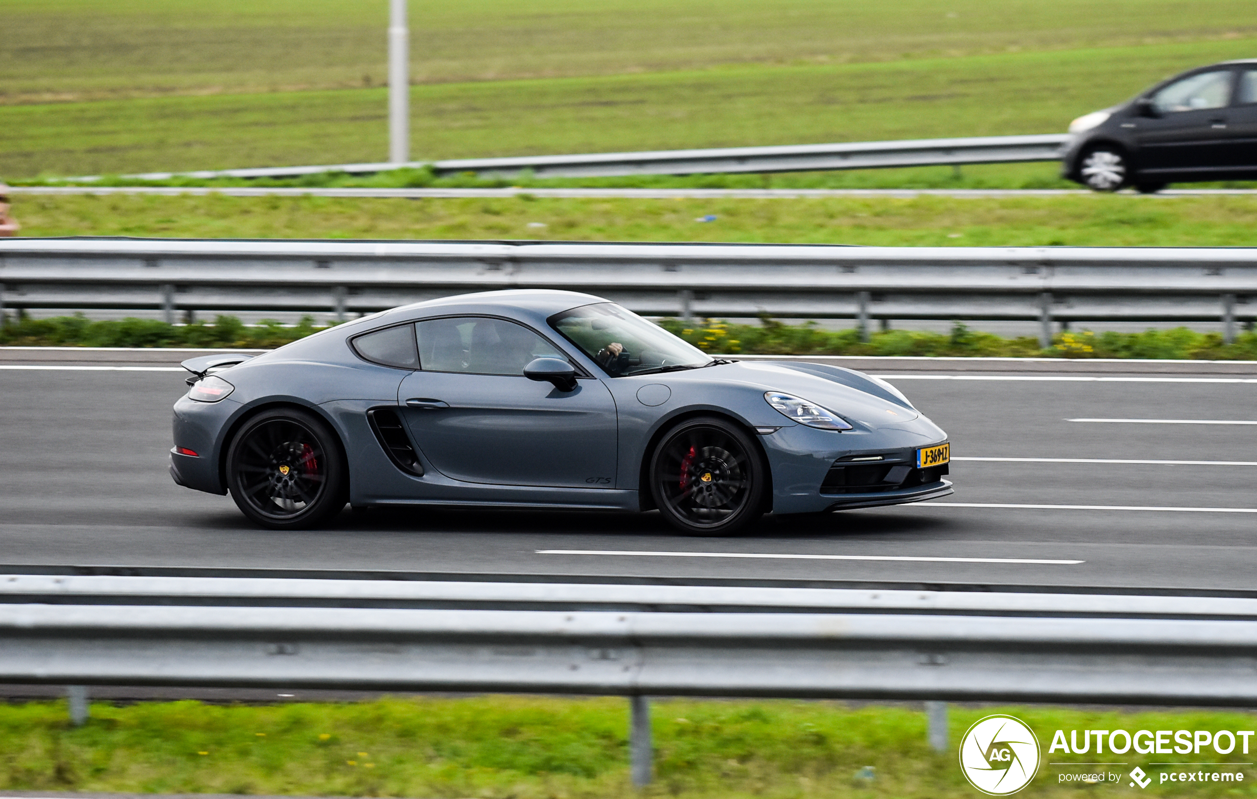 Porsche 718 Cayman GTS