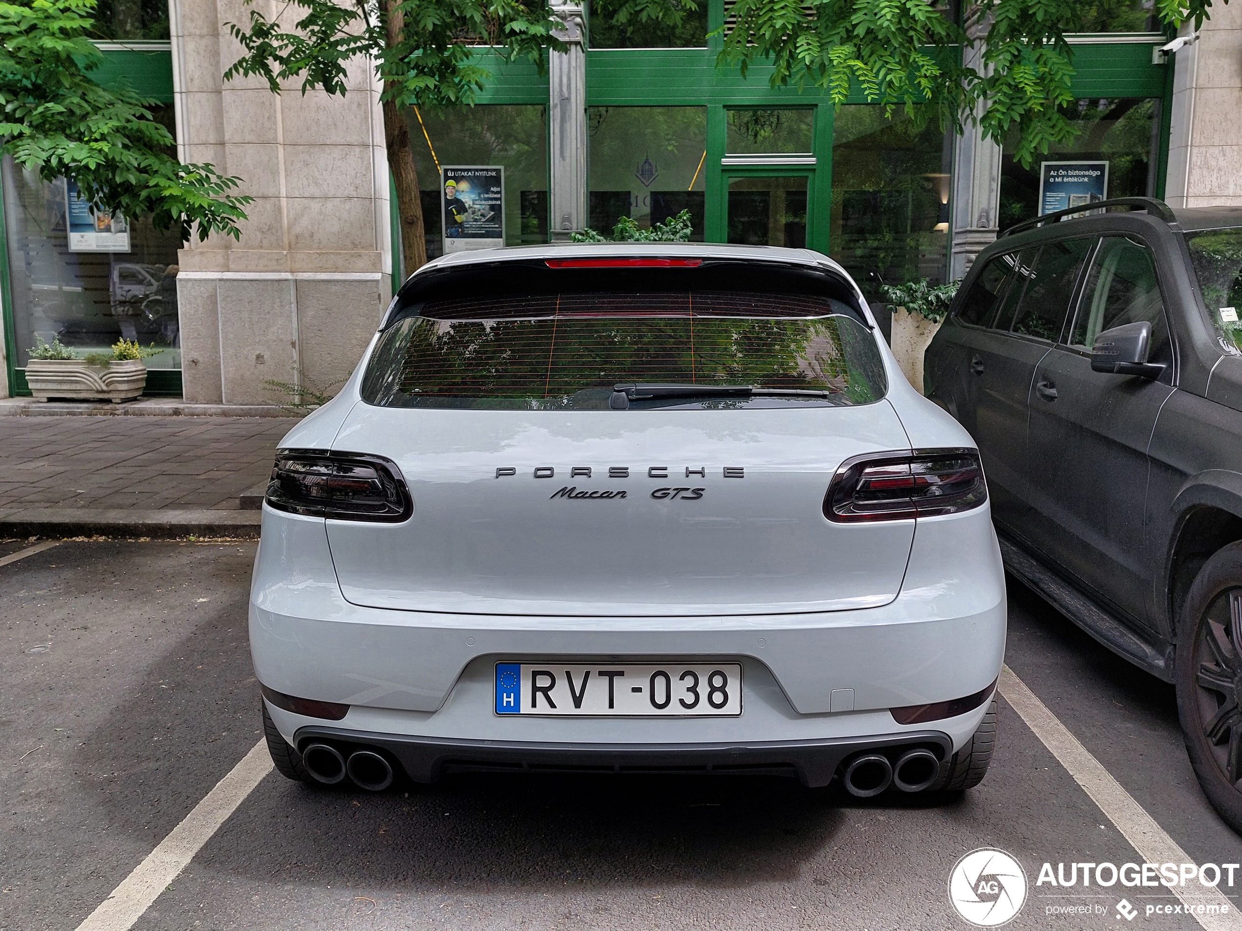 Porsche 95B Macan GTS