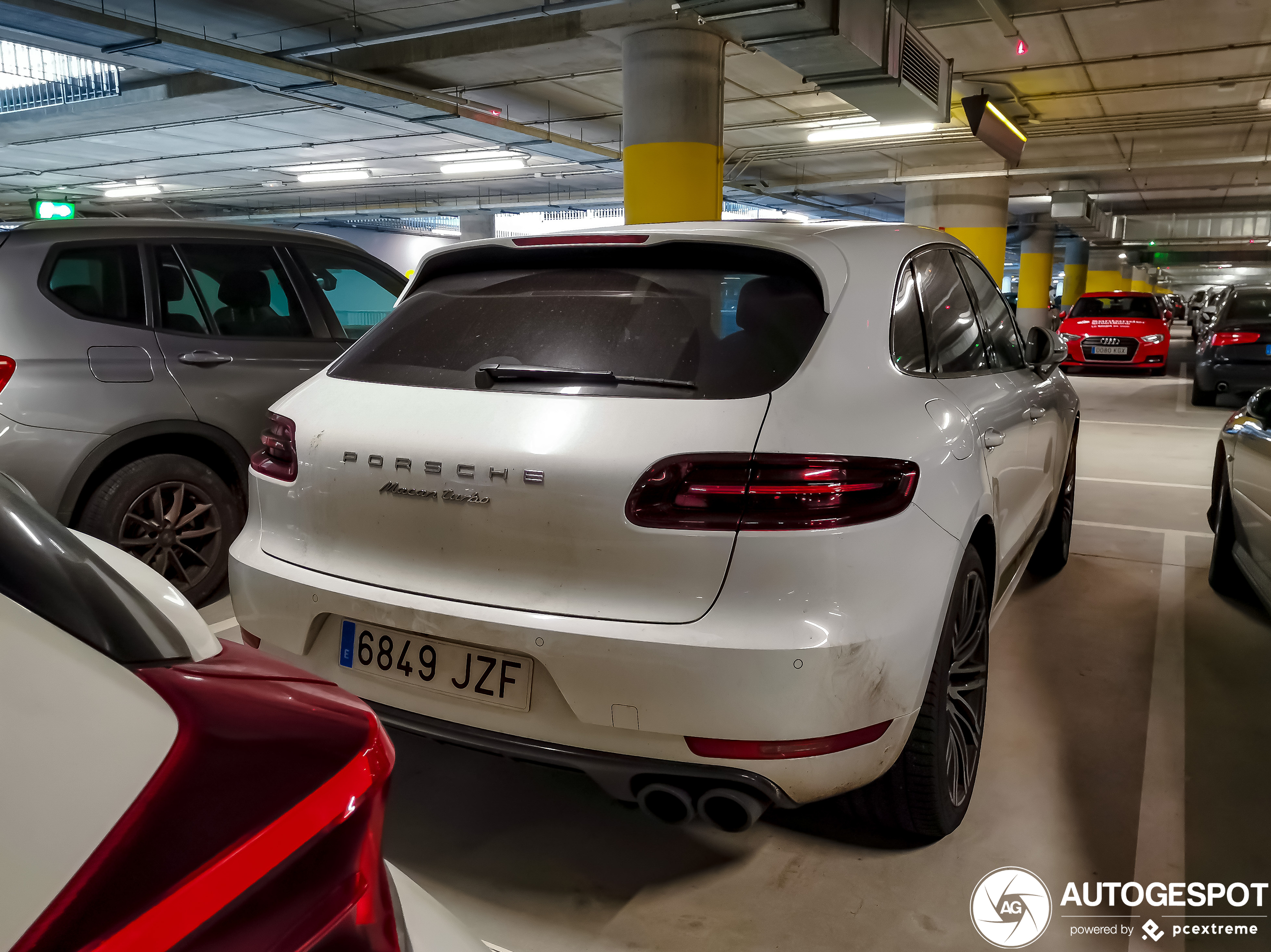 Porsche 95B Macan Turbo