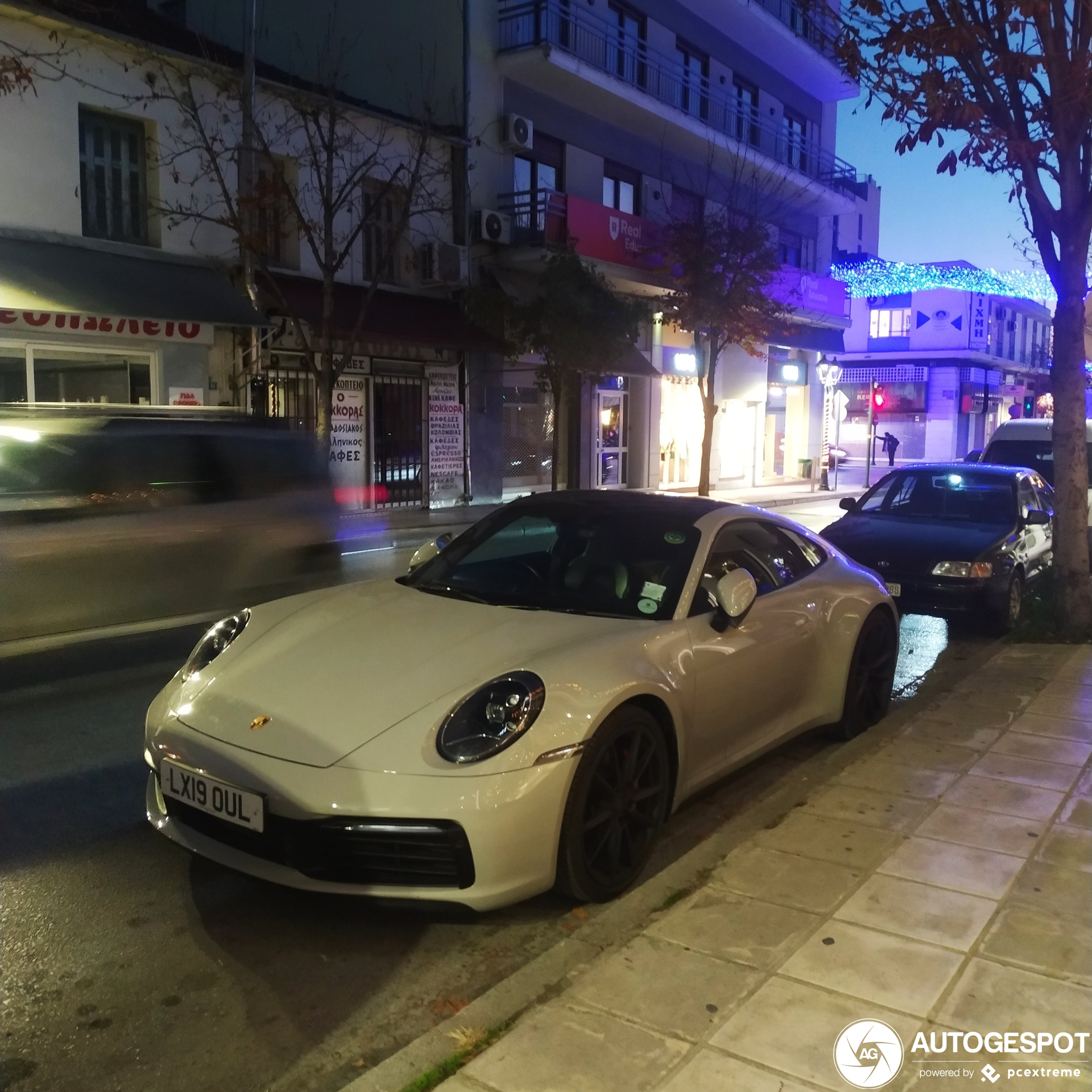 Porsche 992 Carrera 4S