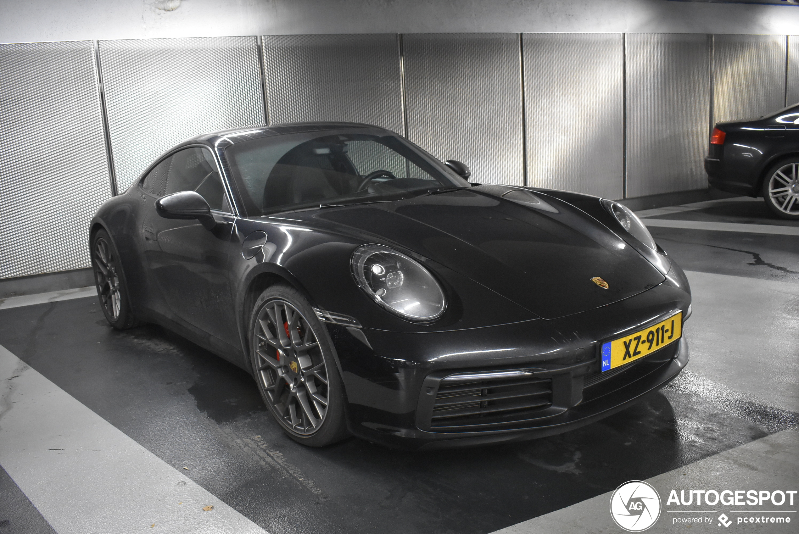 Porsche 992 Carrera 4S