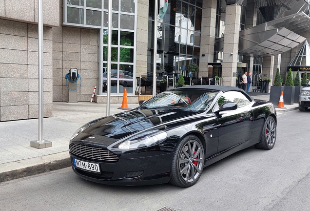 Aston Martin DB9 Volante