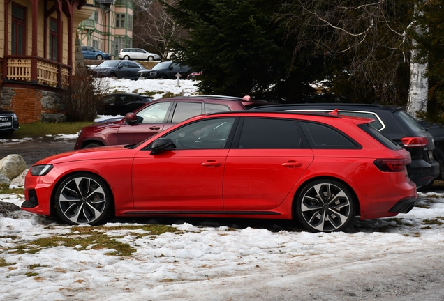 Audi RS4 Avant B9