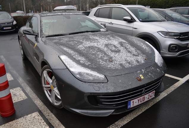 Ferrari GTC4Lusso