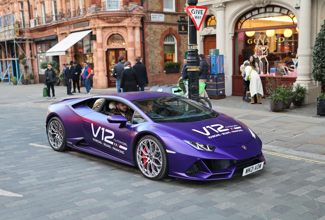 Lamborghini Huracán LP640-4 EVO