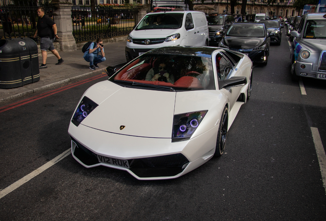 Lamborghini Murciélago LP640