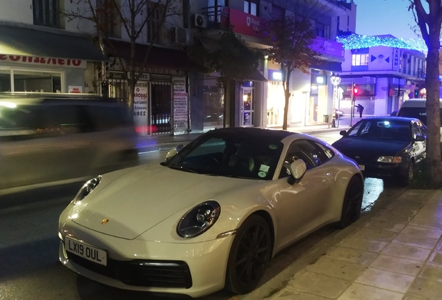 Porsche 992 Carrera 4S