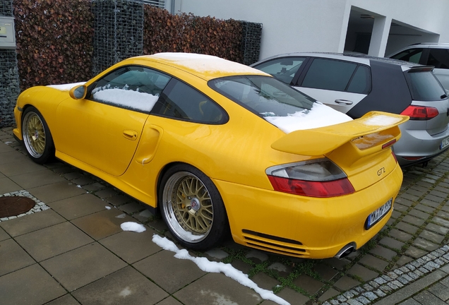 Porsche 996 GT2